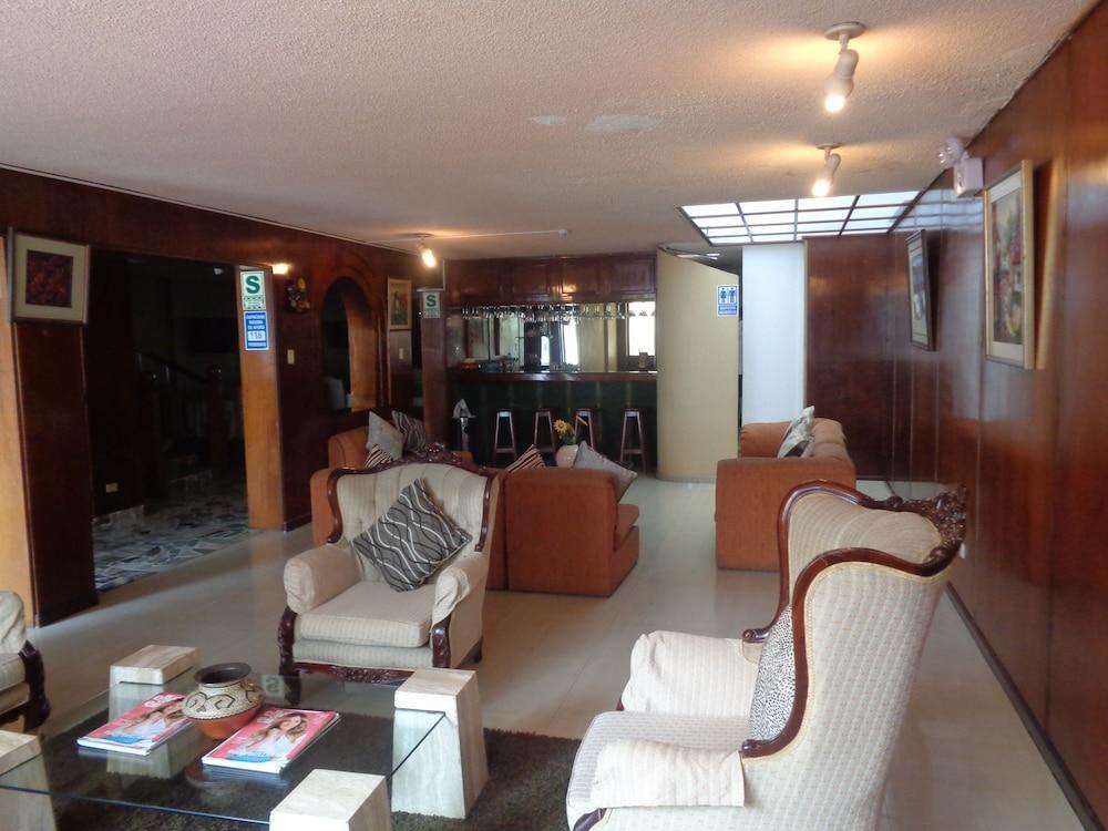 Hotel El Carmelo Miraflores Lima Buitenkant foto