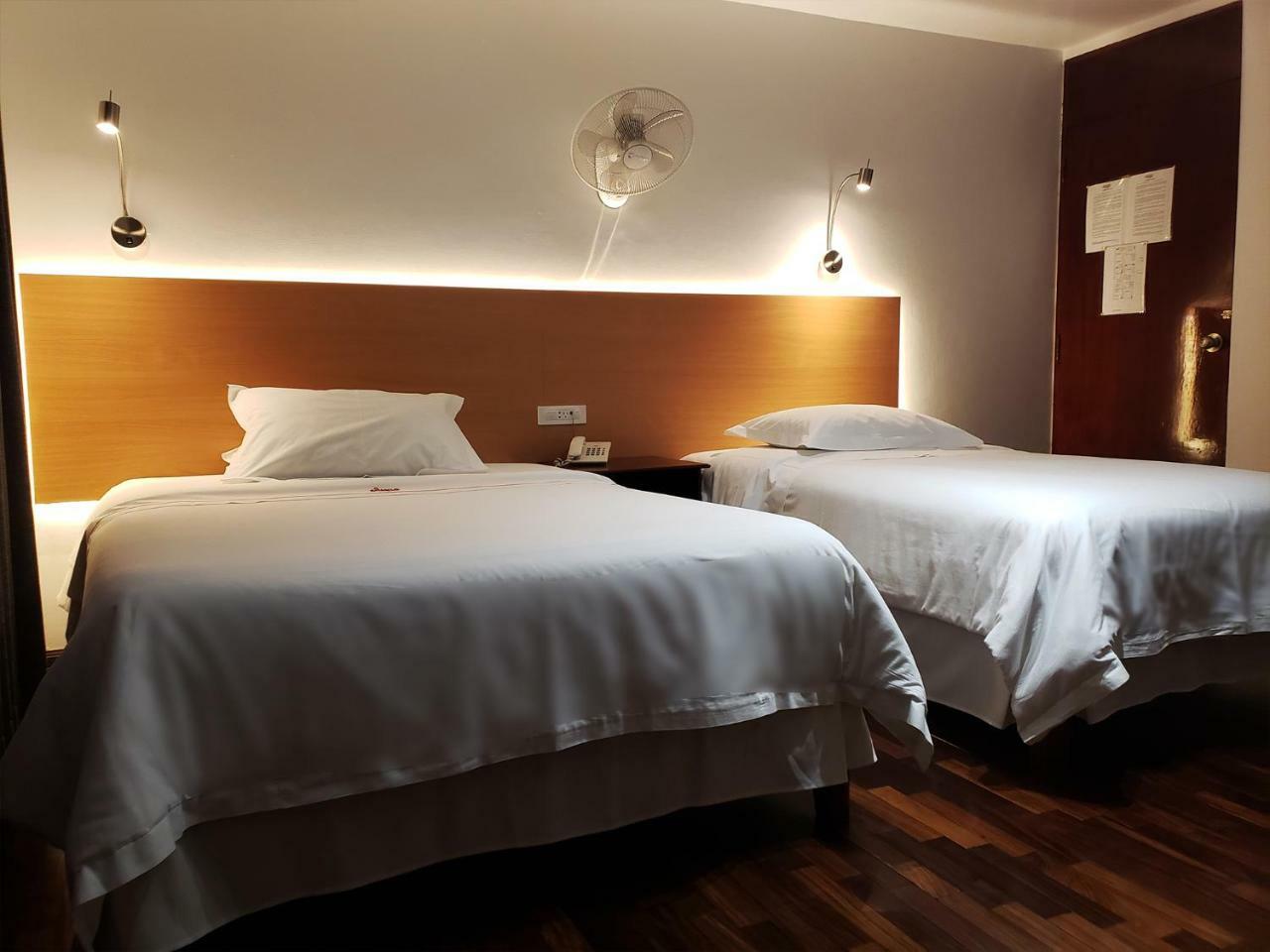 Hotel El Carmelo Miraflores Lima Buitenkant foto